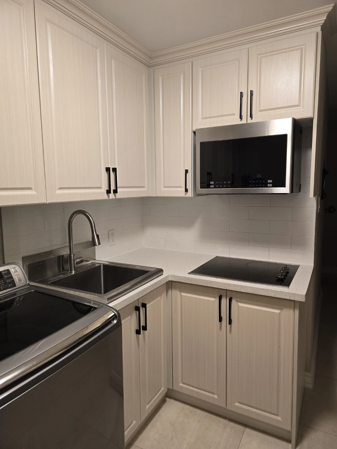 Private Room For Rent in  Basement Apartment - photo 2