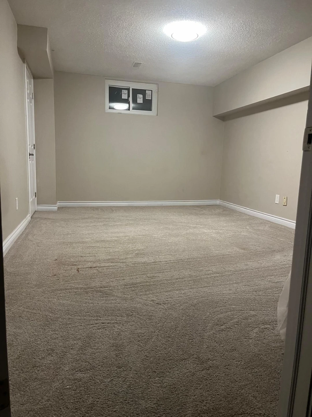 Private Room For Rent in  Basement Apartment - photo 3