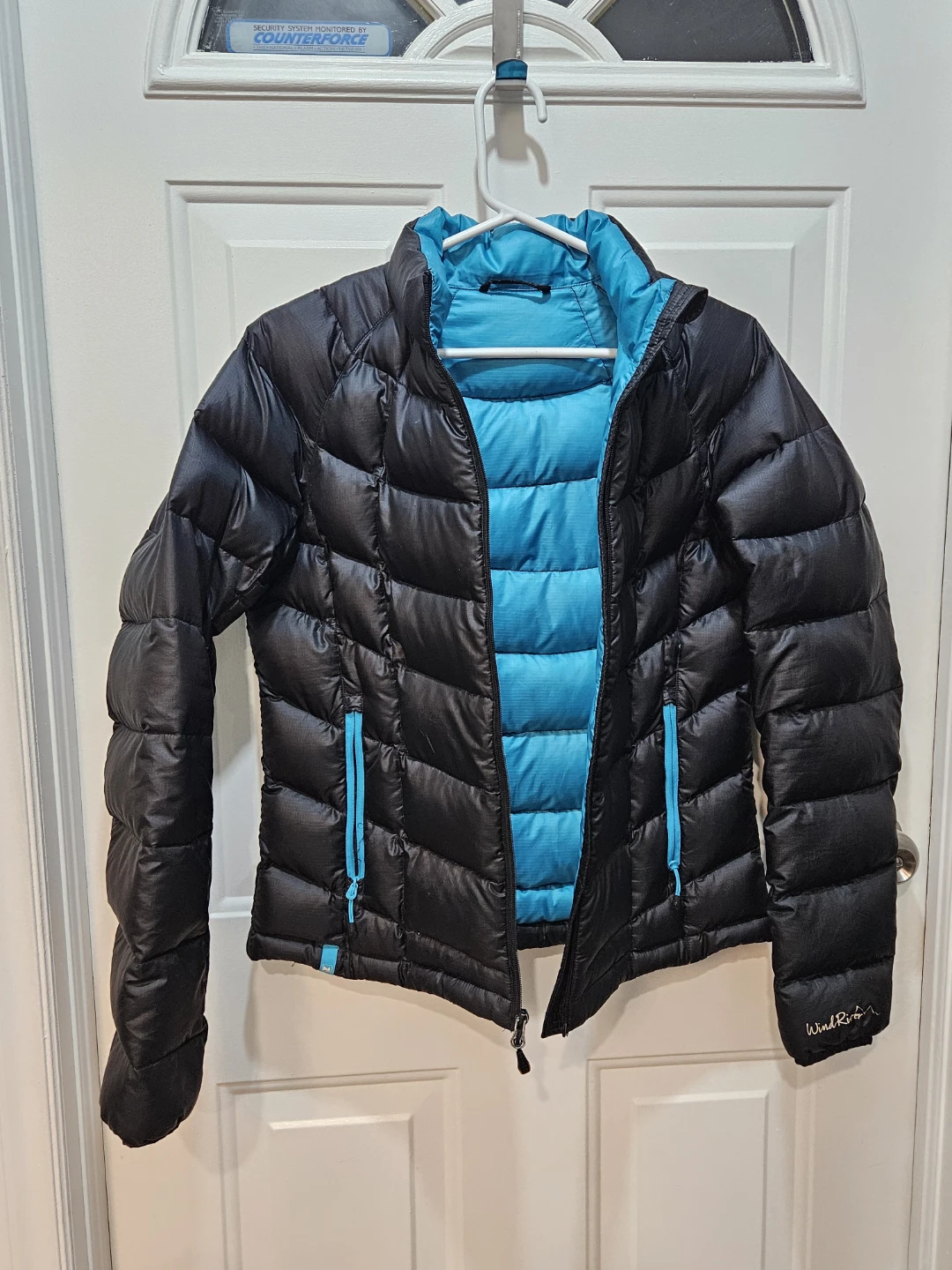 Wind River Down Jacket - Size M - photo 4