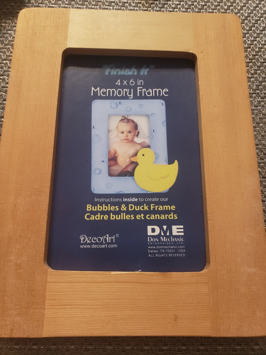 DecoArt Bubbles & Duck Frame 4x6 Memory Frame