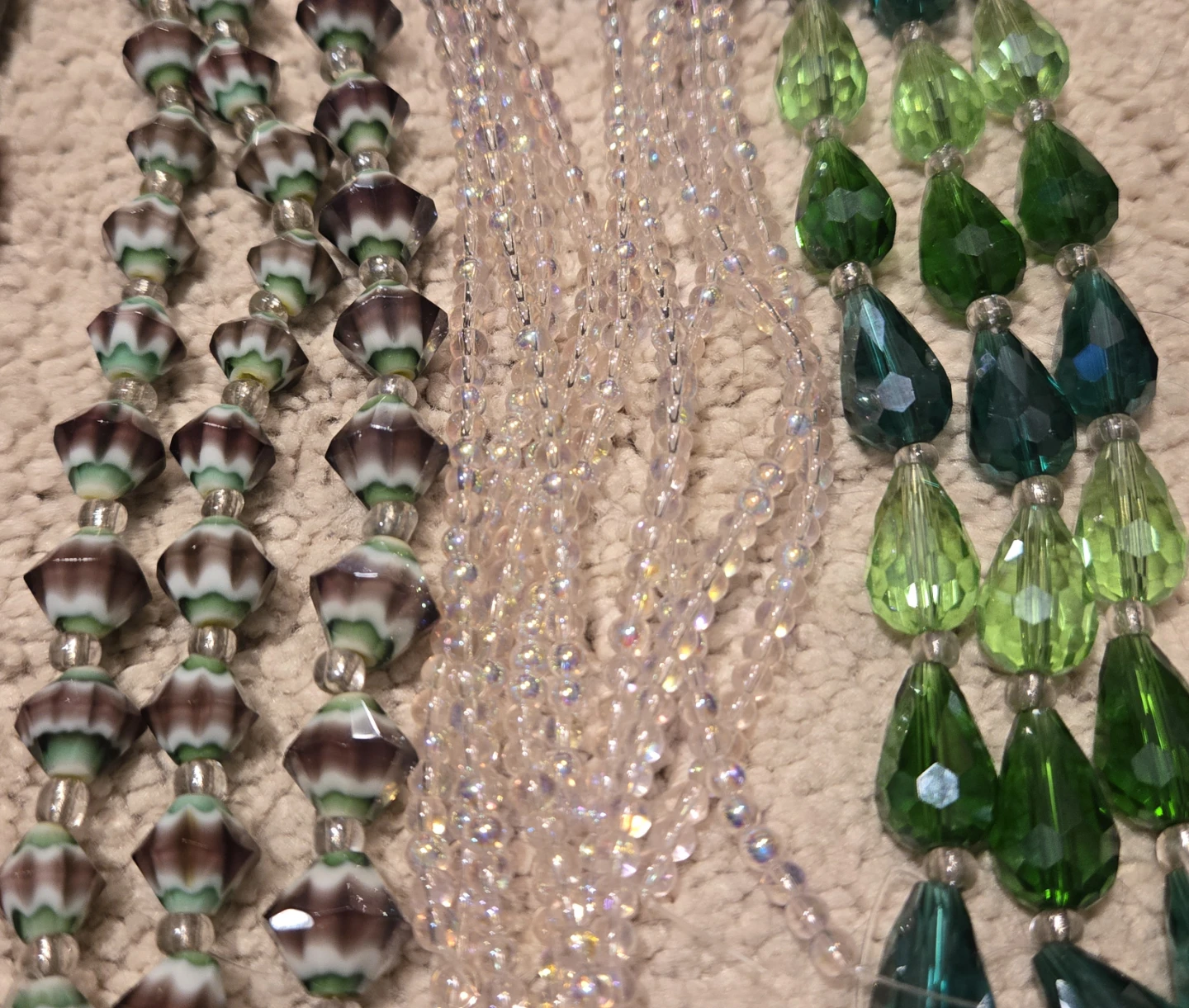 Lot of Assorted Bead Strands (Lot AC) - photo 5