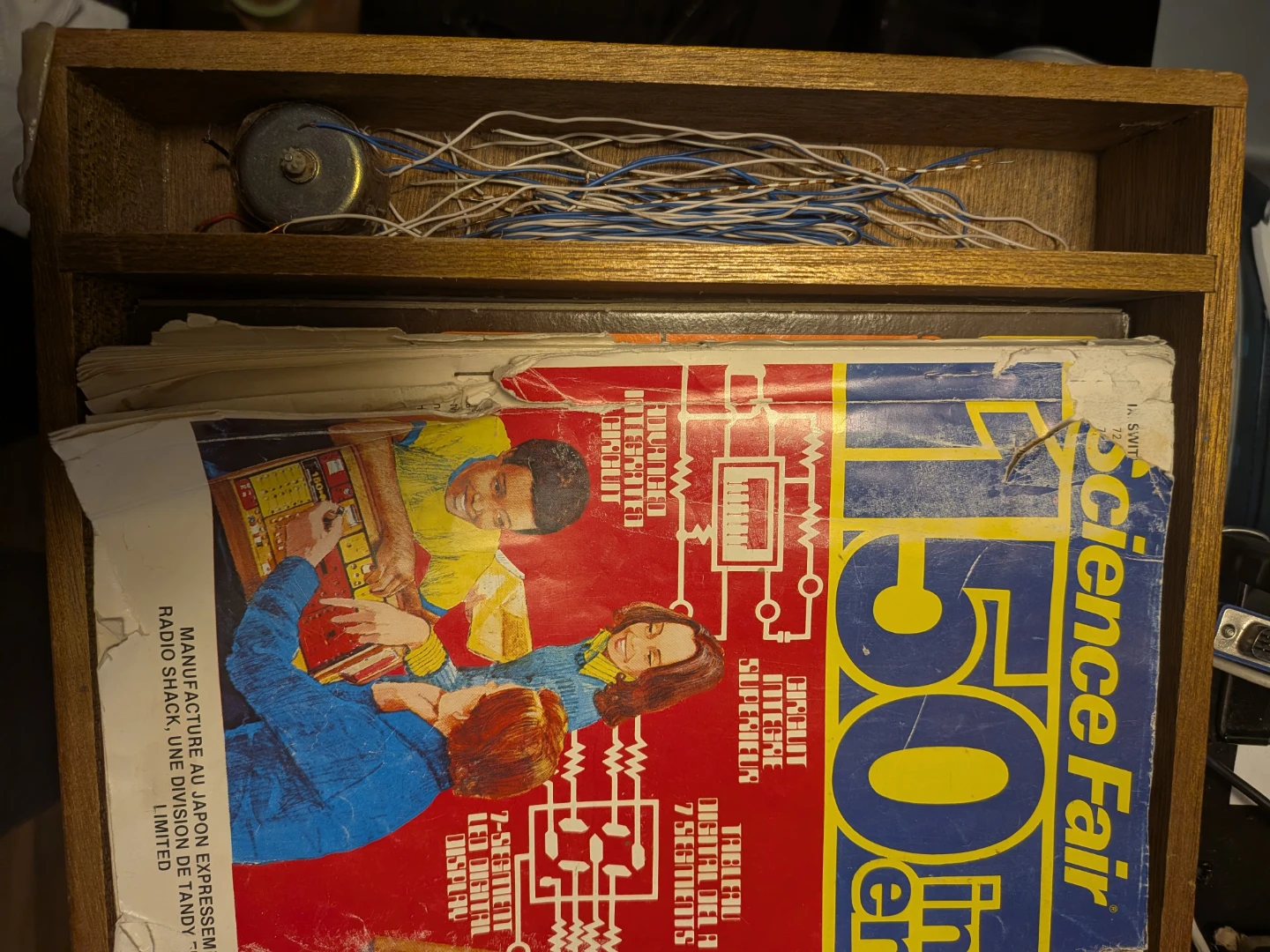 Vintage RadioShack Electronics Science Fair Kit - photo 3