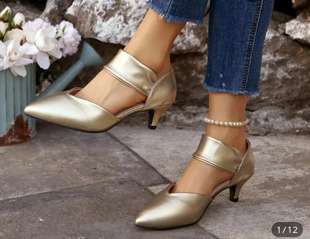 Gold or Black Pointed Toe Kitten Heels, Size 10.5