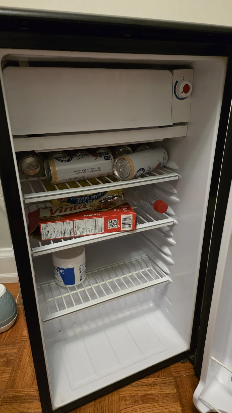 Danby Designer Compact Refrigerator - photo 4