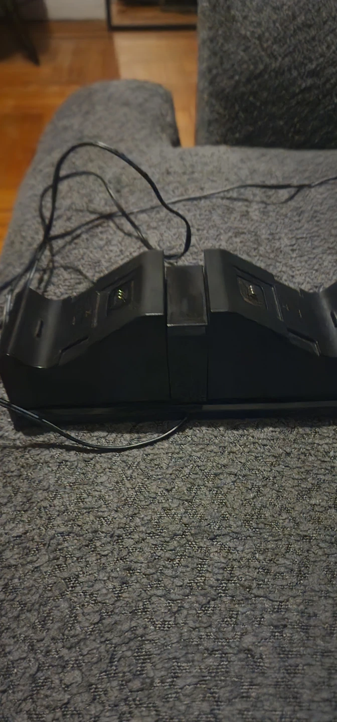 Xbox One Console with Games and Controllers - photo 3