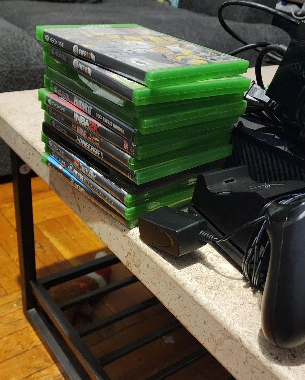 Xbox One Console with Games and Controllers - photo 5