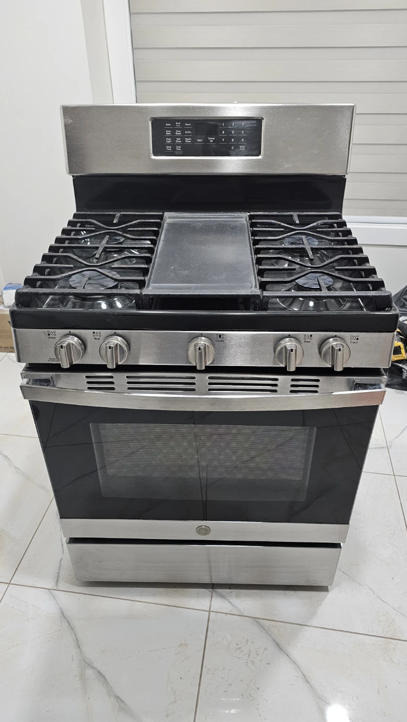 GE Stainless Steel Gas Range