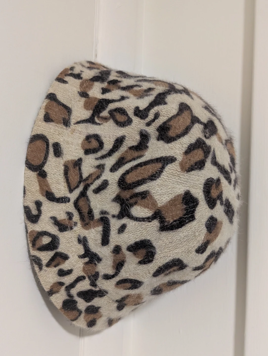Something Special Leopard Print Bucket Hat - photo 4