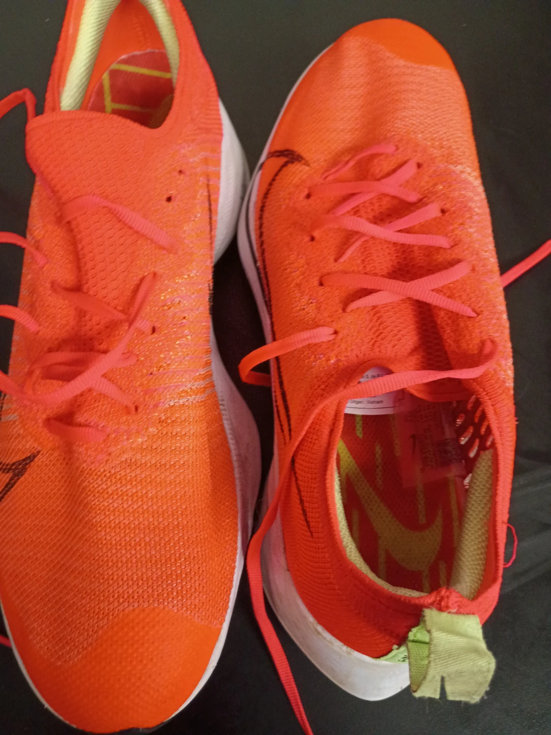 Nike ZoomX Invincible Run Flyknit 3 Men's Running Shoes - photo 2