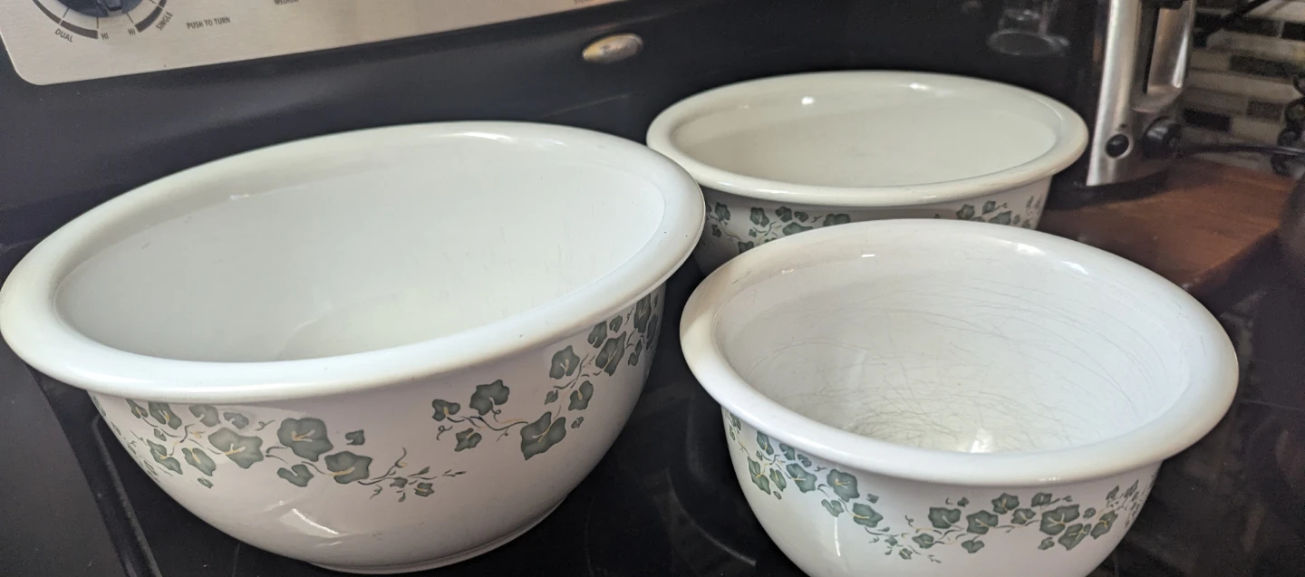 Corelle Mixing Bowls Set of 3