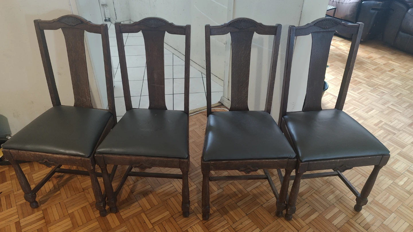 Set of 4 Vintage Dining Chairs
