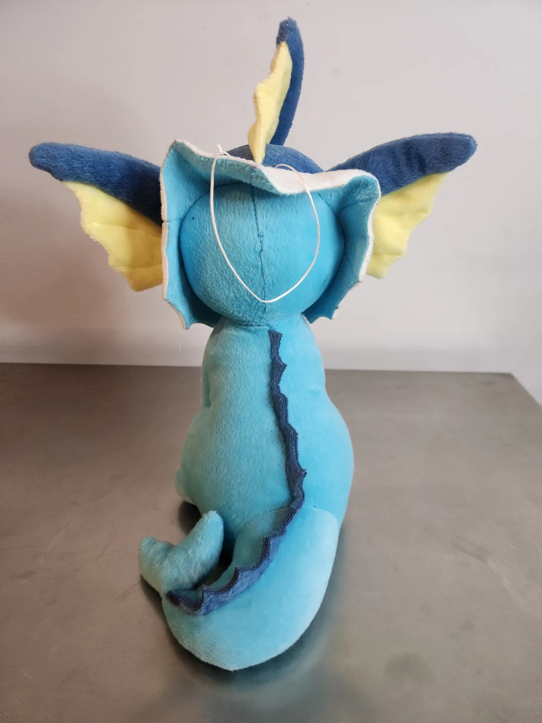 Pokemon Vaporeon Plush by Banpresto - photo 4