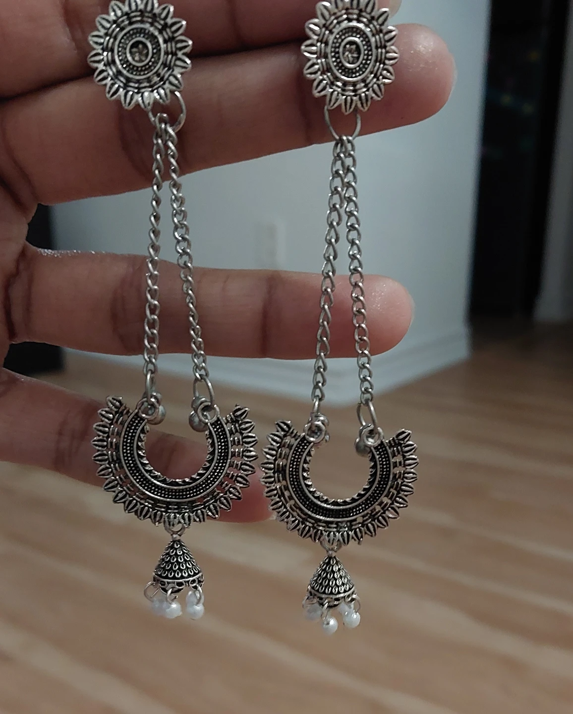 BRAND NEW Silver Jhumka Earrings free ✨️
