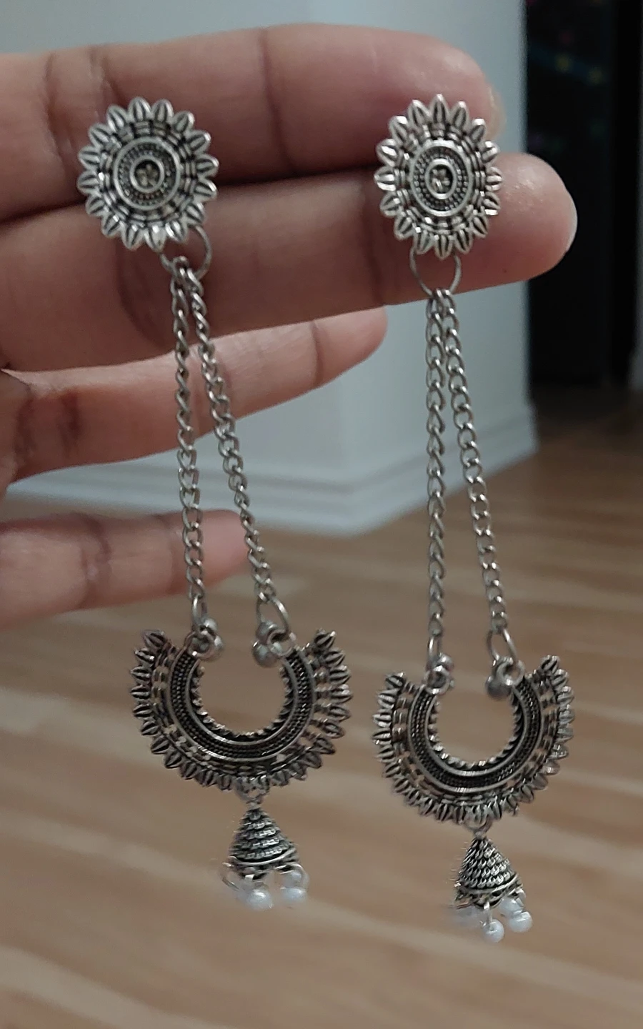 BRAND NEW Silver Jhumka Earrings free ✨️ - photo 2