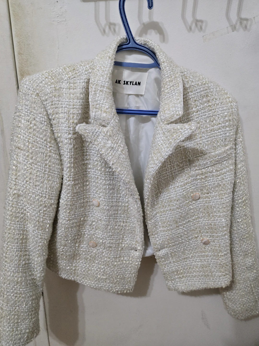 AK SKYLAR White Tweed Cropped Blazer