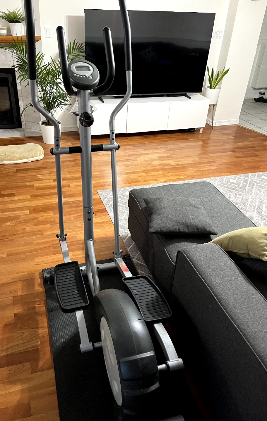 Elliptical Machine - photo 2