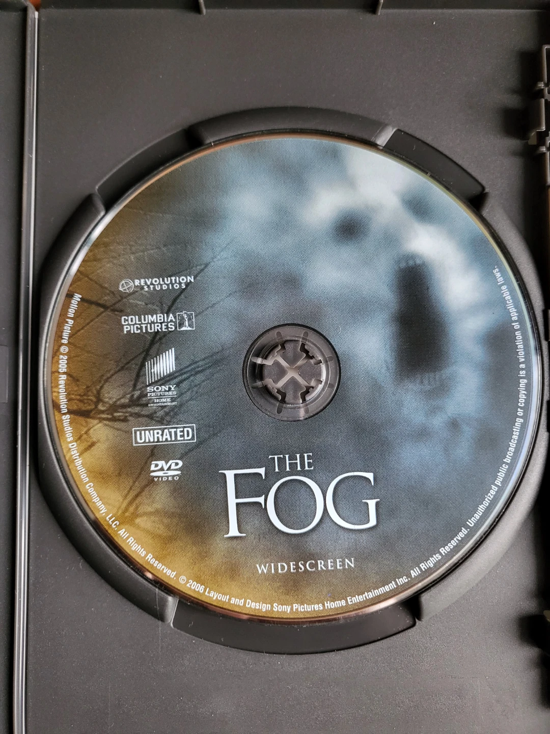 The Fog (Widescreen Unrated Version) DVD - photo 3