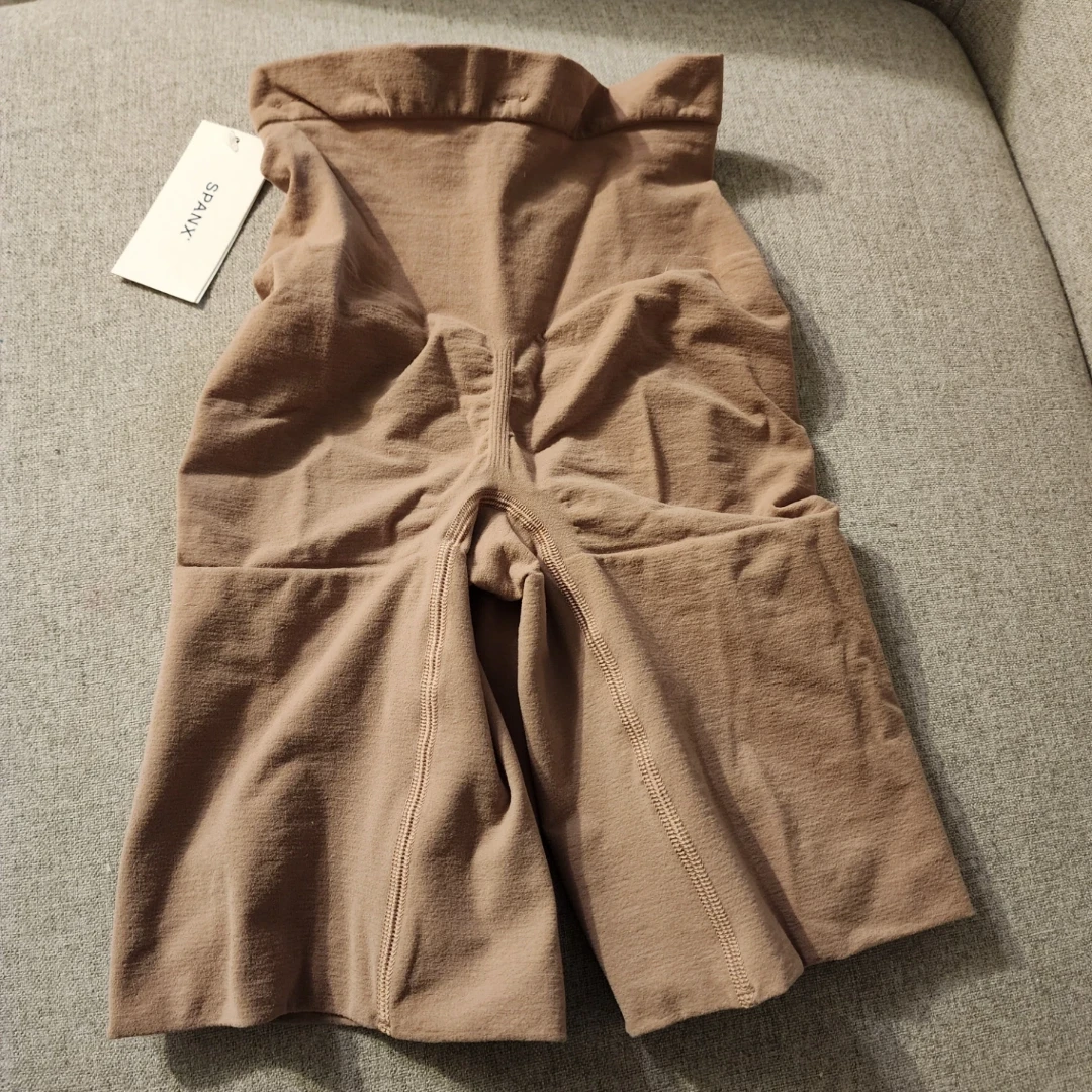 New Spanx Women's Shapewear Shorts - Size M