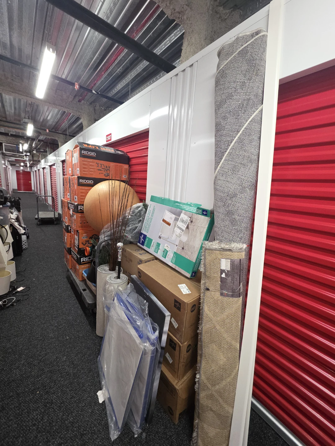 Storage unit for sale - photo 2
