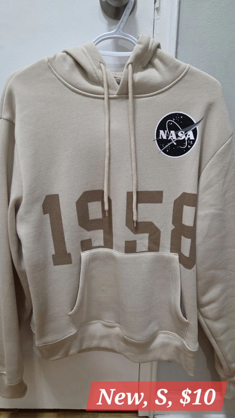 Men's Top Clothing (New/Great Condition) - photo 5