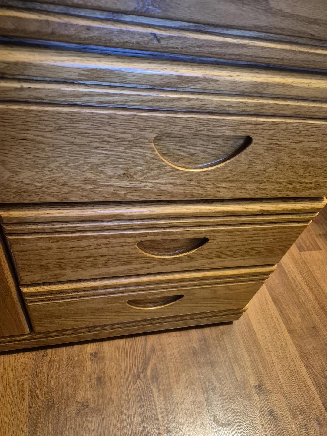 Dressser 6 drawers and cupboard with shelf - photo 3