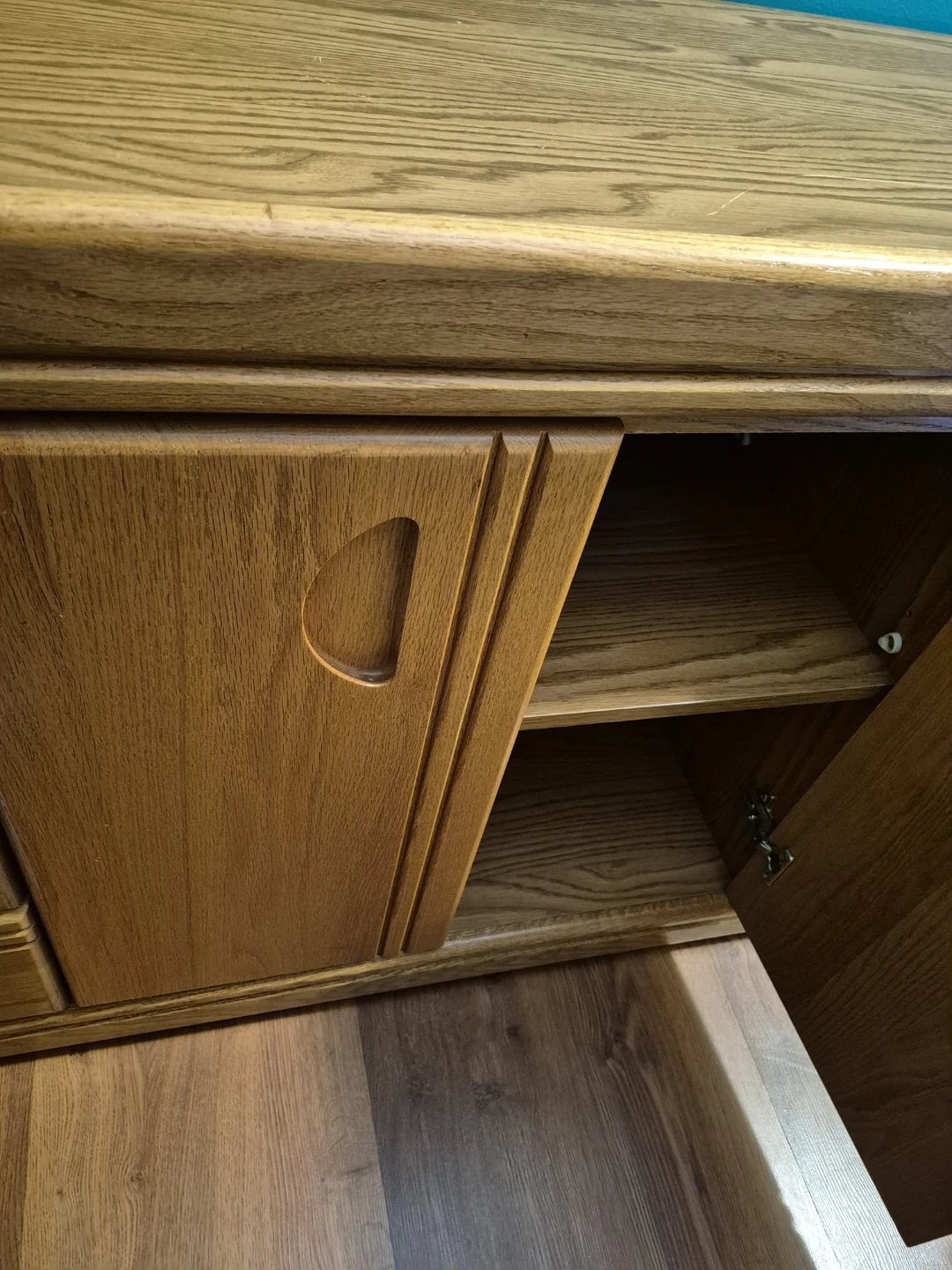 Dressser 6 drawers and cupboard with shelf - photo 4
