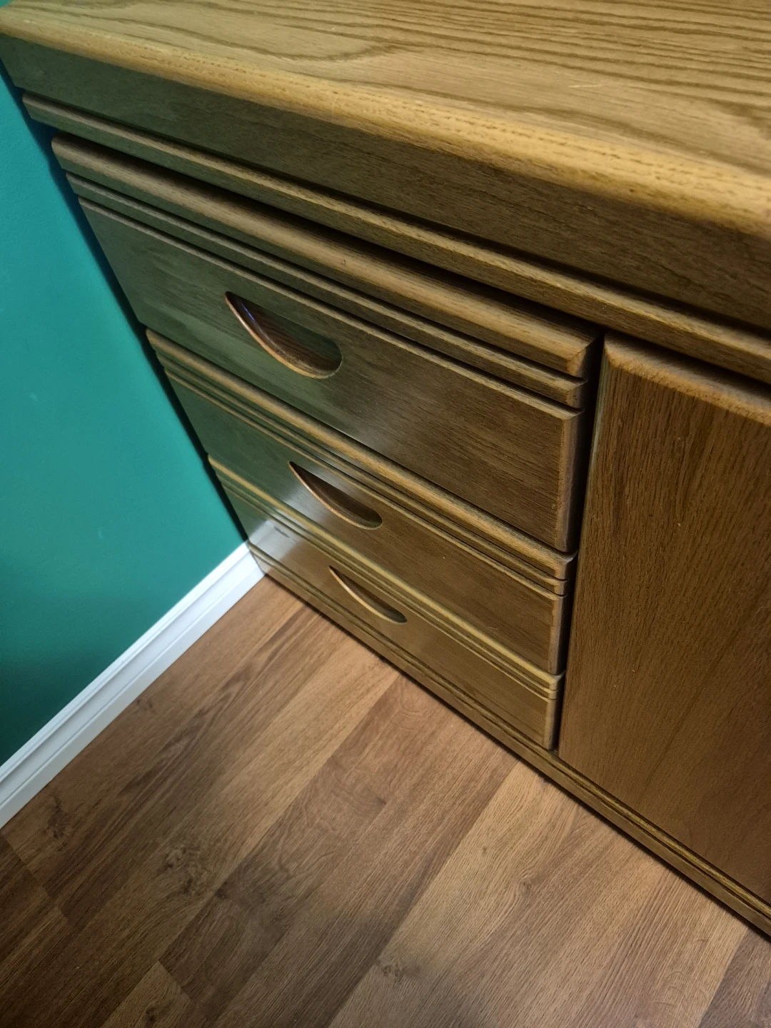 Dressser 6 drawers and cupboard with shelf - photo 5