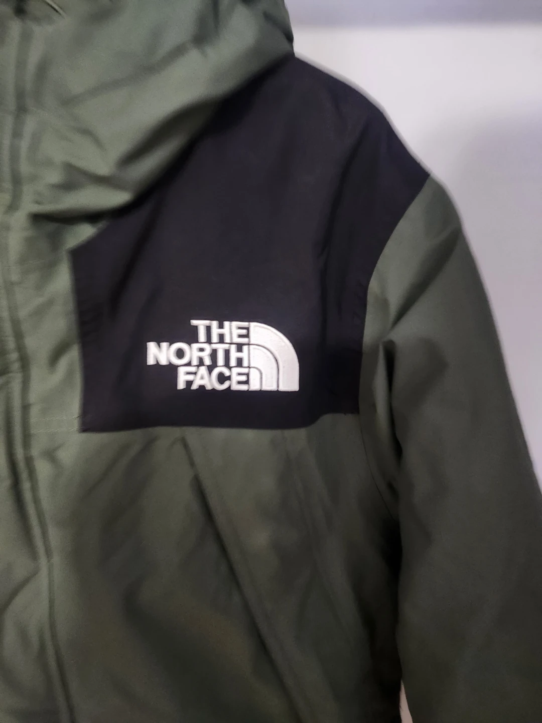 The North Face Men's Jacket - Green - Size L - photo 2