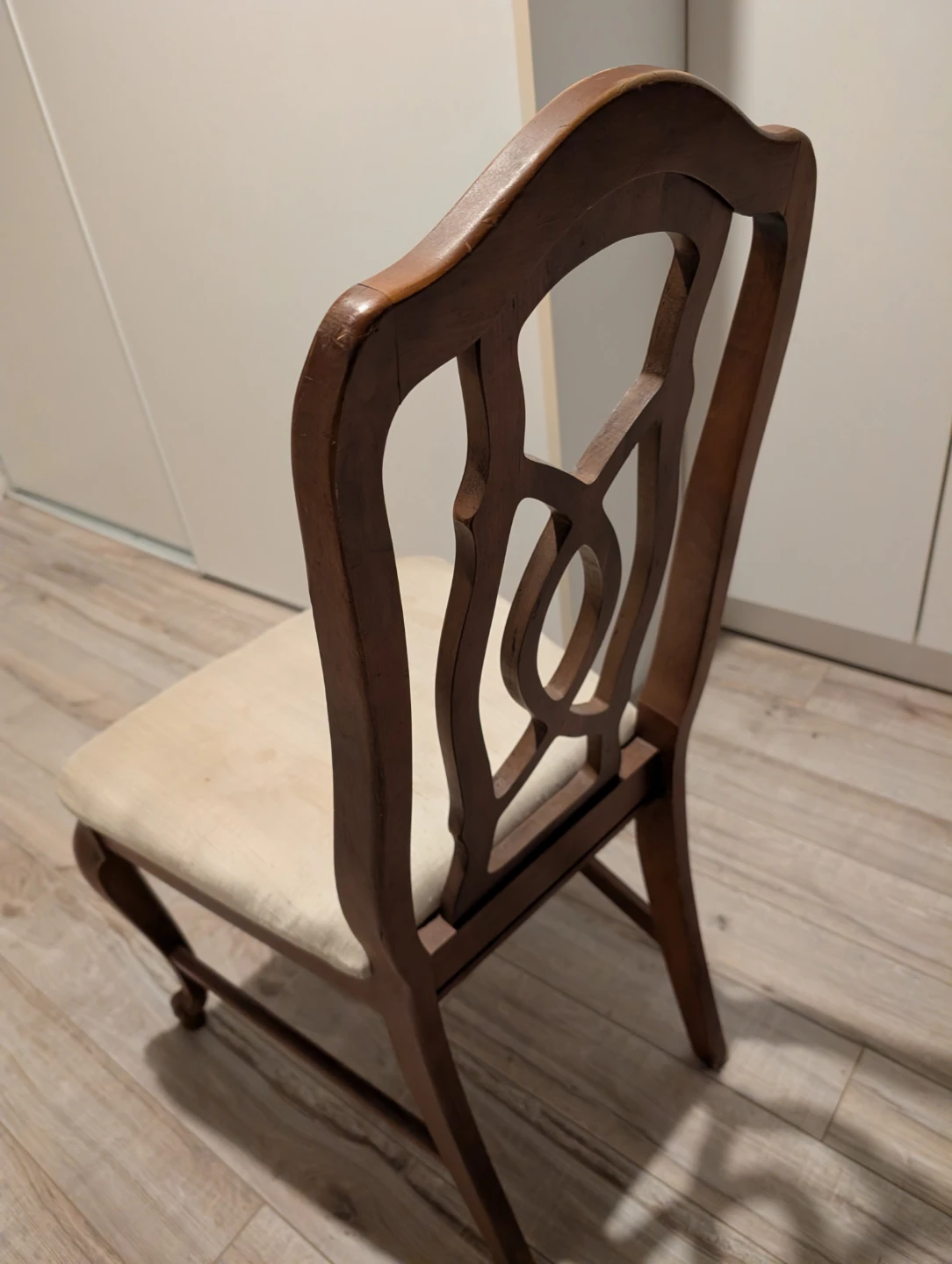 Wooden Dining Chair with Cream Cushion🥕 - photo 3