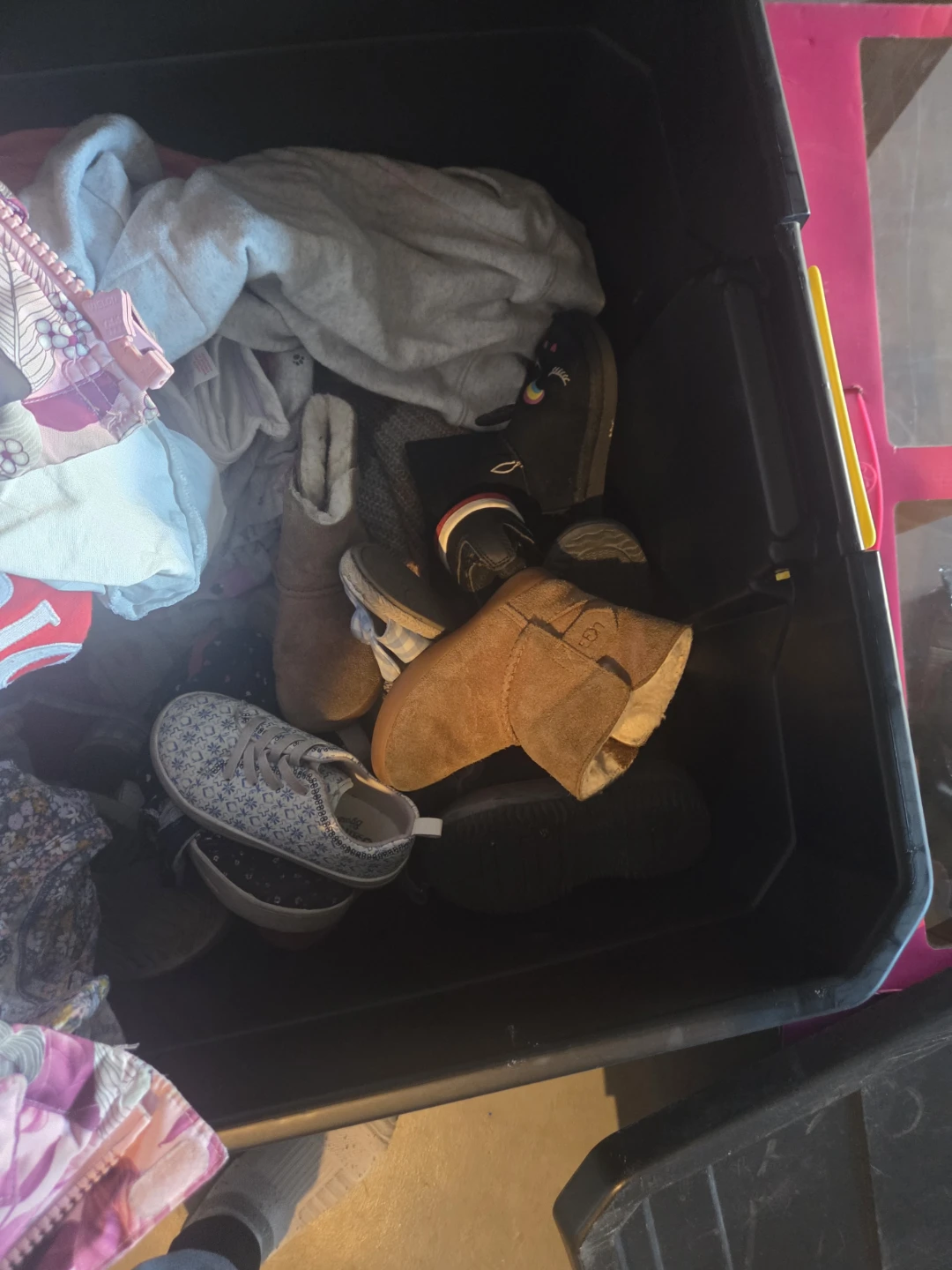 Mixed Clothing Lot - photo 3