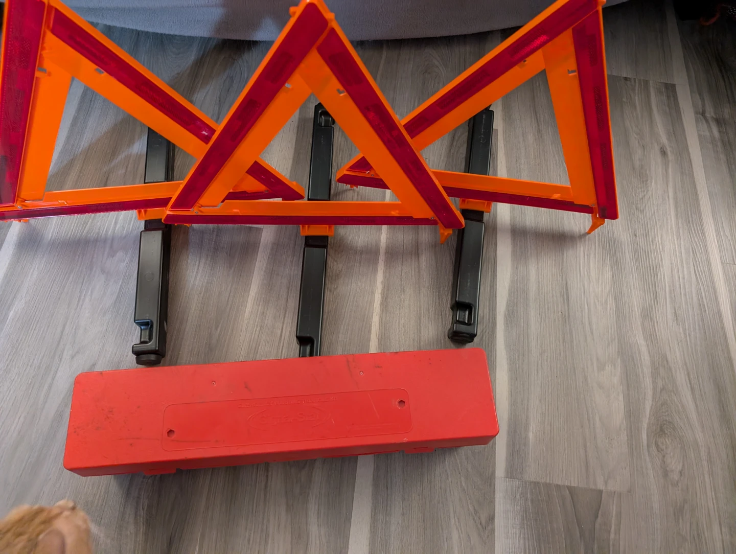 Signal-Stat Emergency Warning Triangle Kit - photo 2