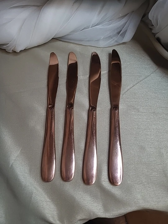 Set of 4 Stainless Steel Copper-Finish Butter Knives