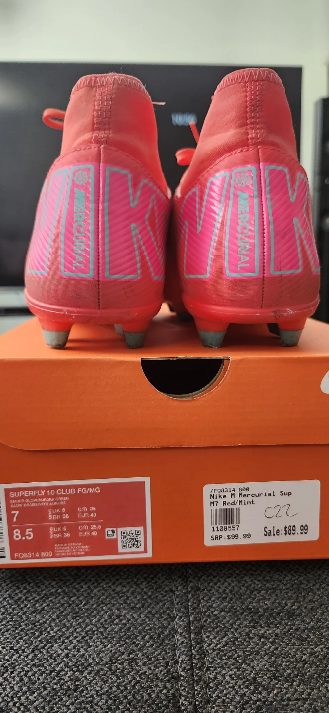 Nike Mercurial Superfly 10 Club FG/MG Size 7