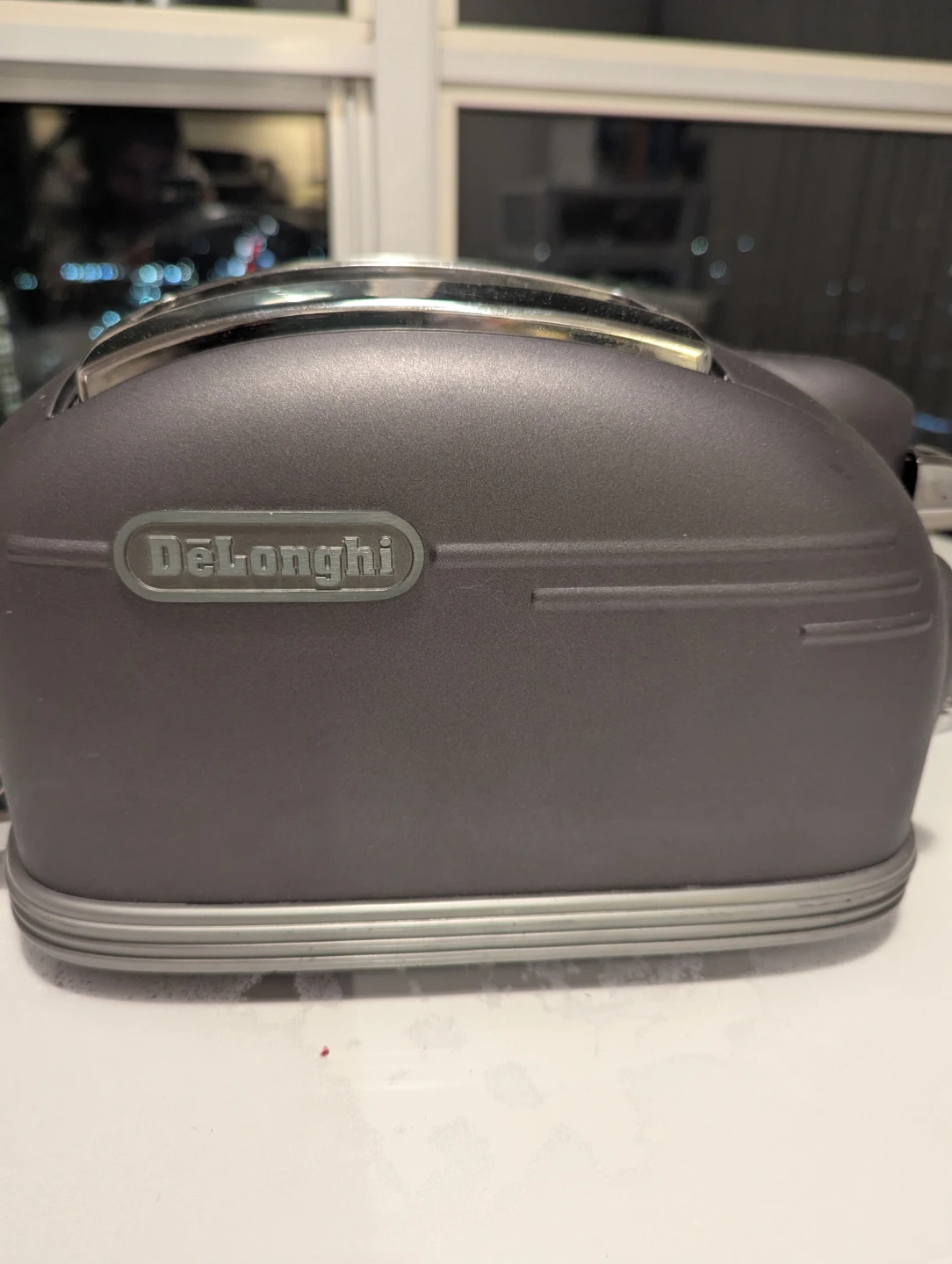 DeLonghi Toaster