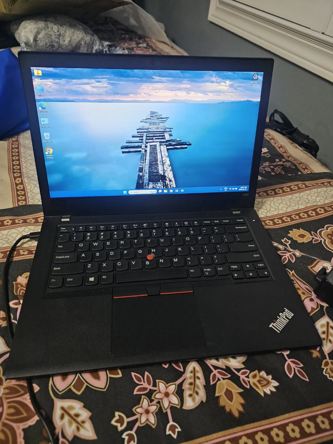 Lenovo ThinkPad Laptop - photo 3