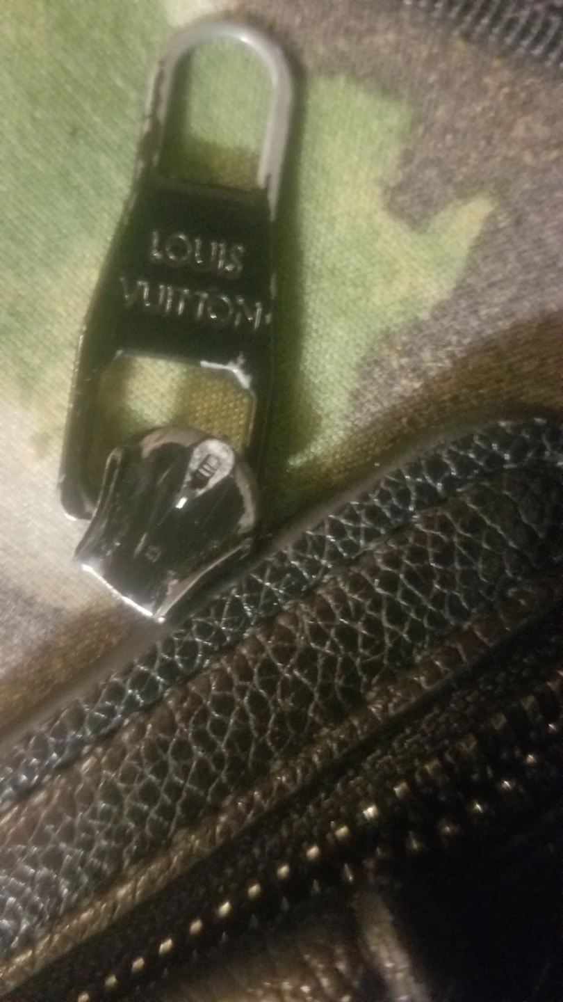 Louis Vuitton Black Crossbody Bag - photo 4