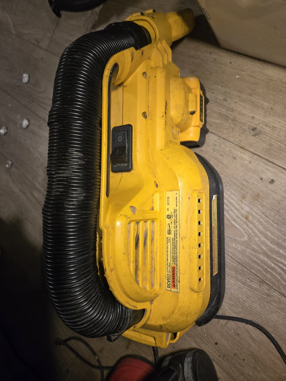 DEWALT 20V MAX Cordless Vacuum - photo 3