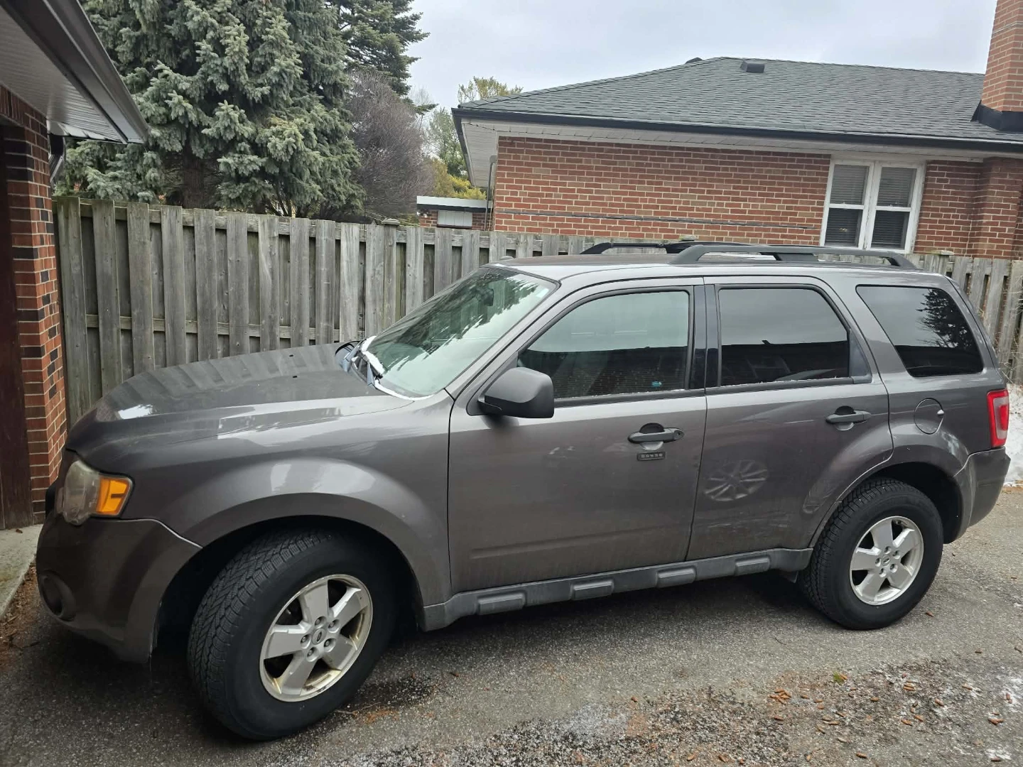 2012 Ford Escape SUV - Great Condition