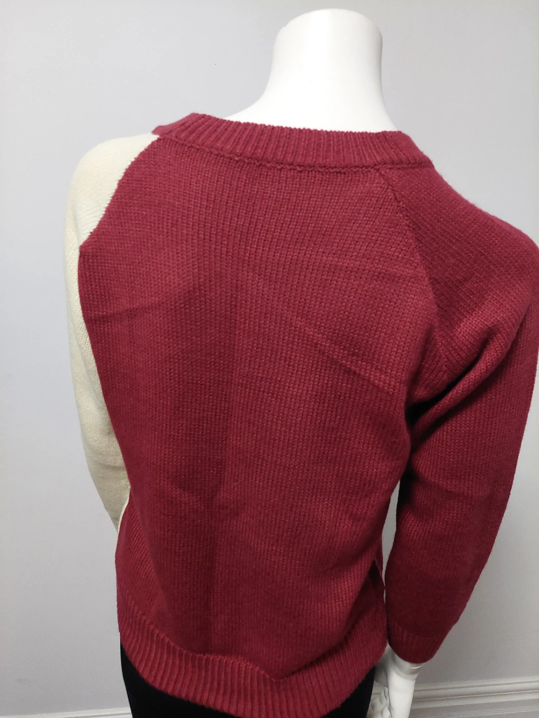Women's Two-Tone Floral Knit Sweater Small - photo 4