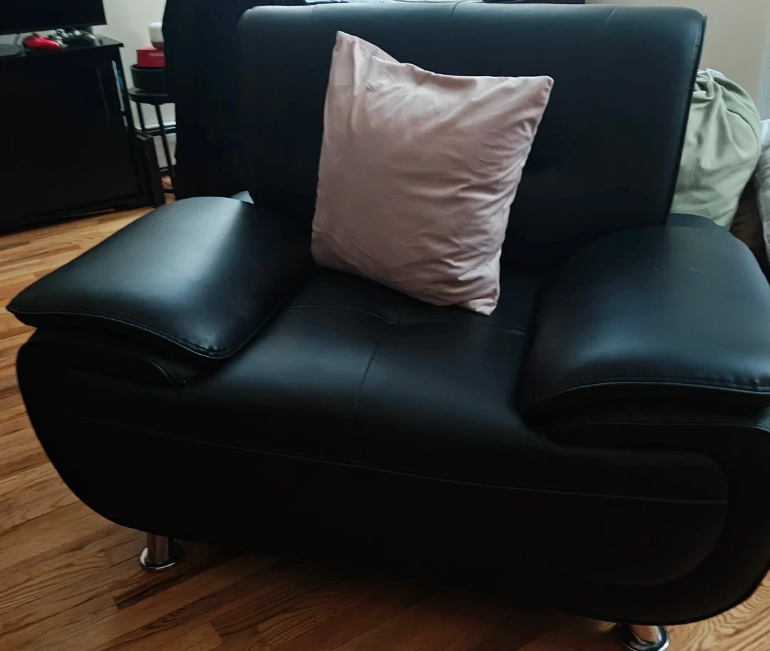 Black Leather Armchair with Pillow set of 2