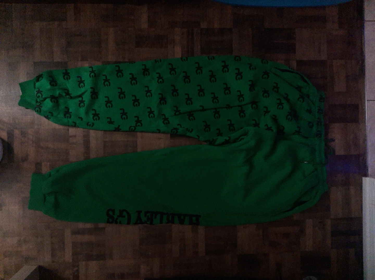 Harley G's Green SweatSuit - photo 3