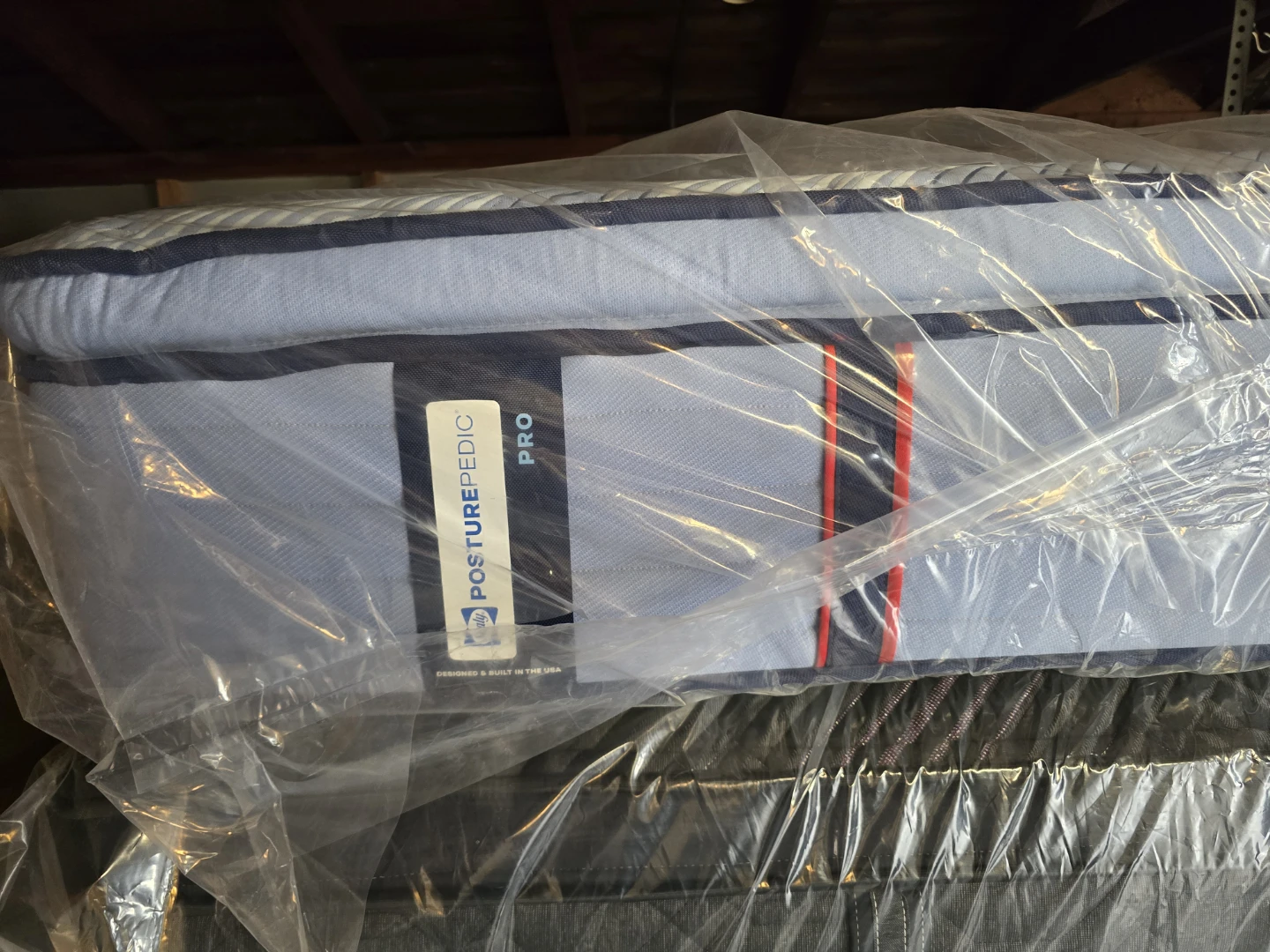 New King Sealy Posturpedic Pro - photo 4