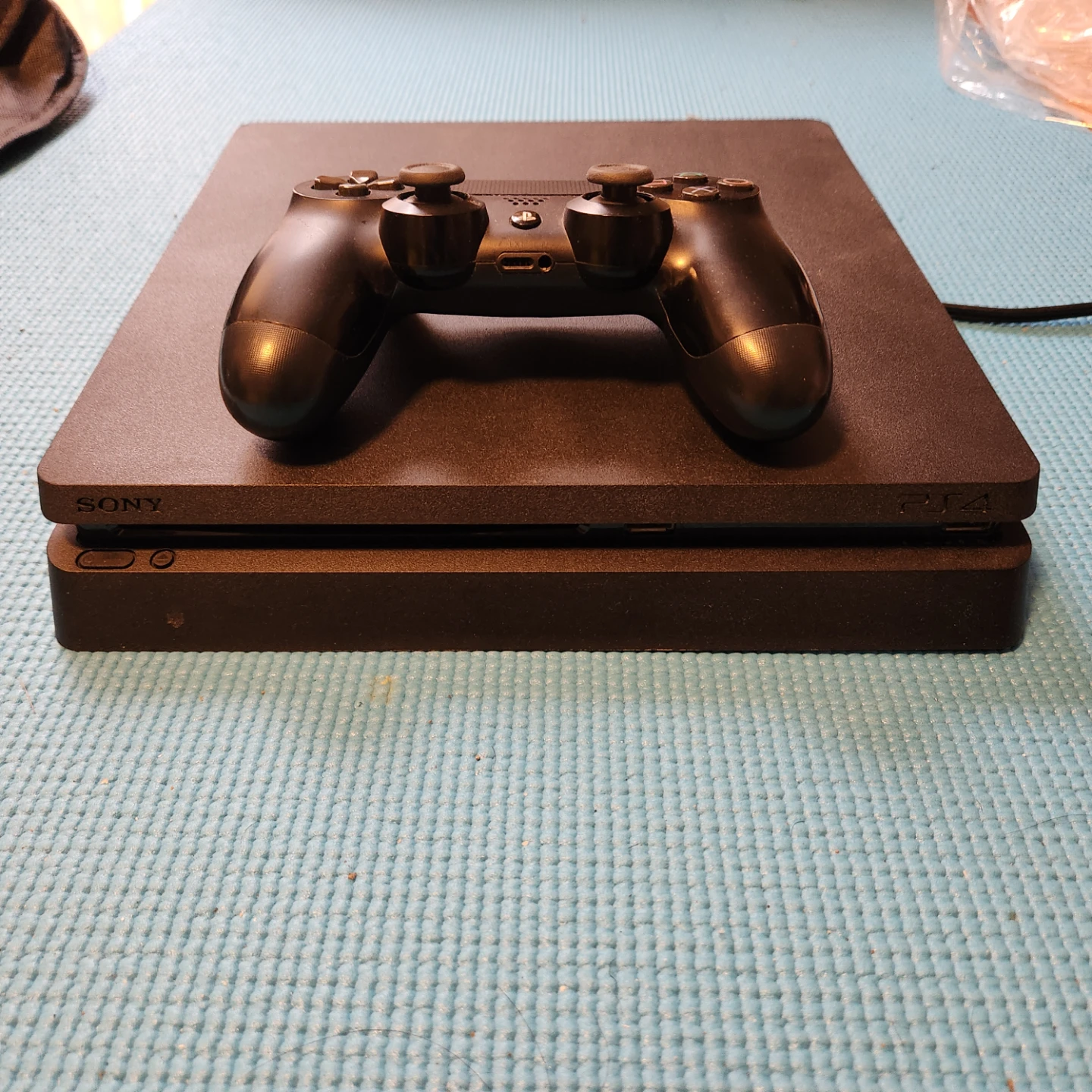 PlayStation 4 slim (ps4 slim) with Controller - photo 2
