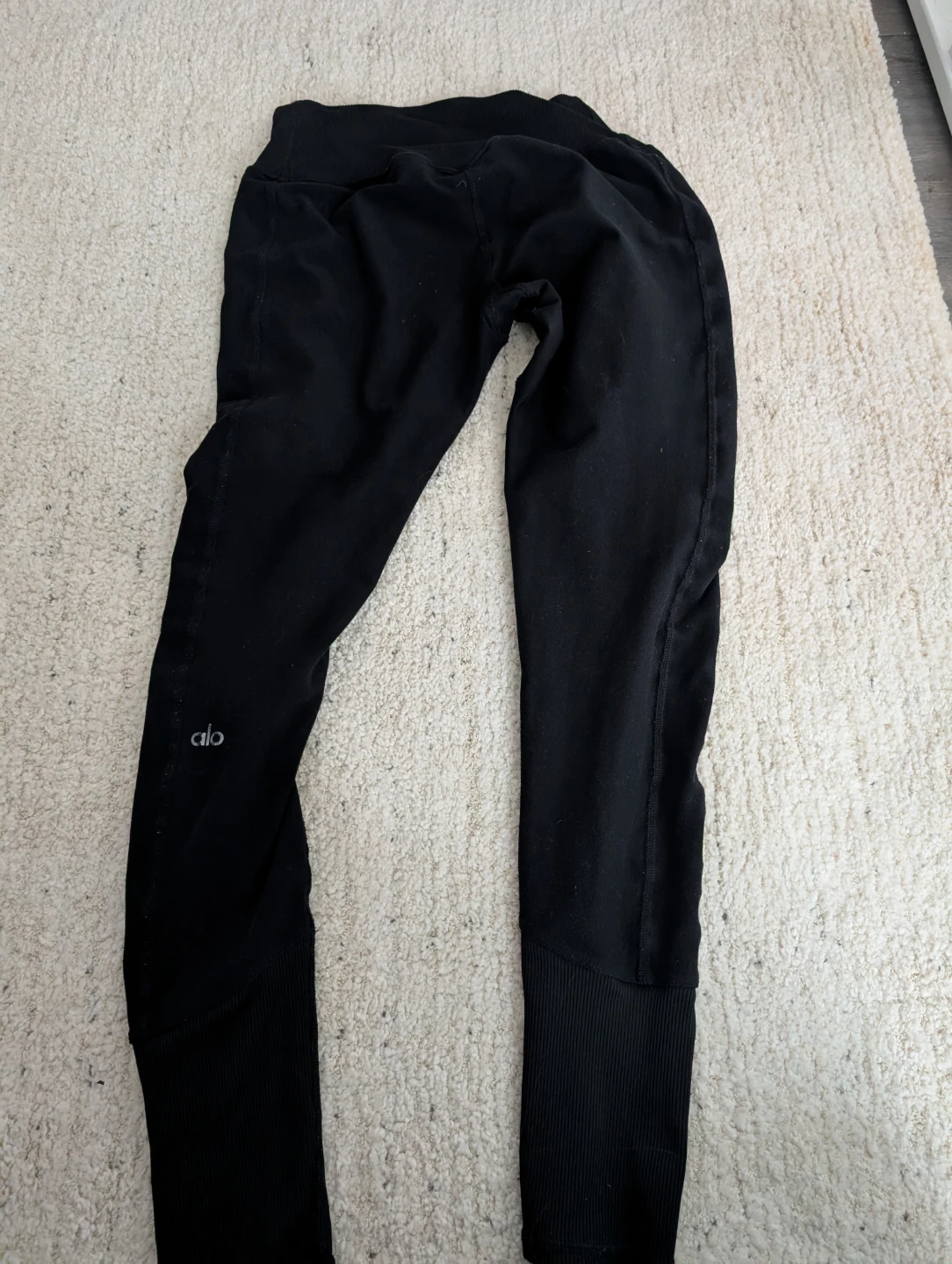 Alo Yoga Black Leggings M