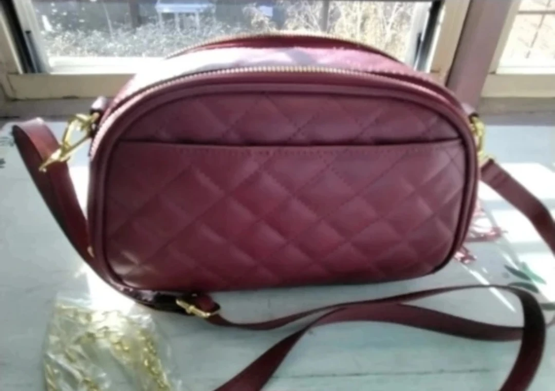NEW! JOY &  IMAN BURGUNDY LEATHER CROSSBODY BAG - photo 3