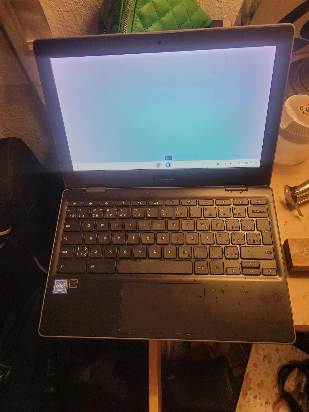 ASUS Chromebook Laptop - photo 2