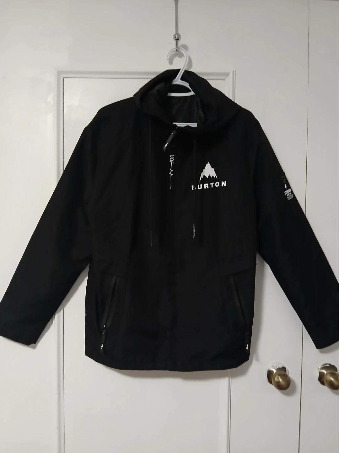 Men Medium UOF Windbreaker Jacket
