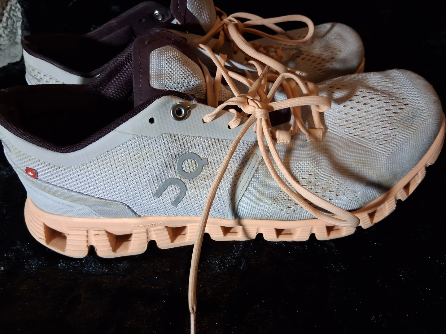 On Cloud Running Shoes - Women's Size 8