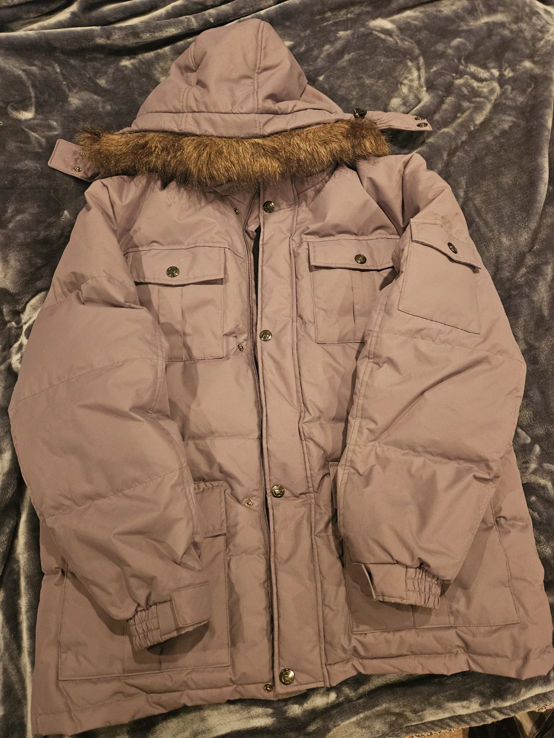 Retreat Authentic Brand Puffer Jacket - L/G