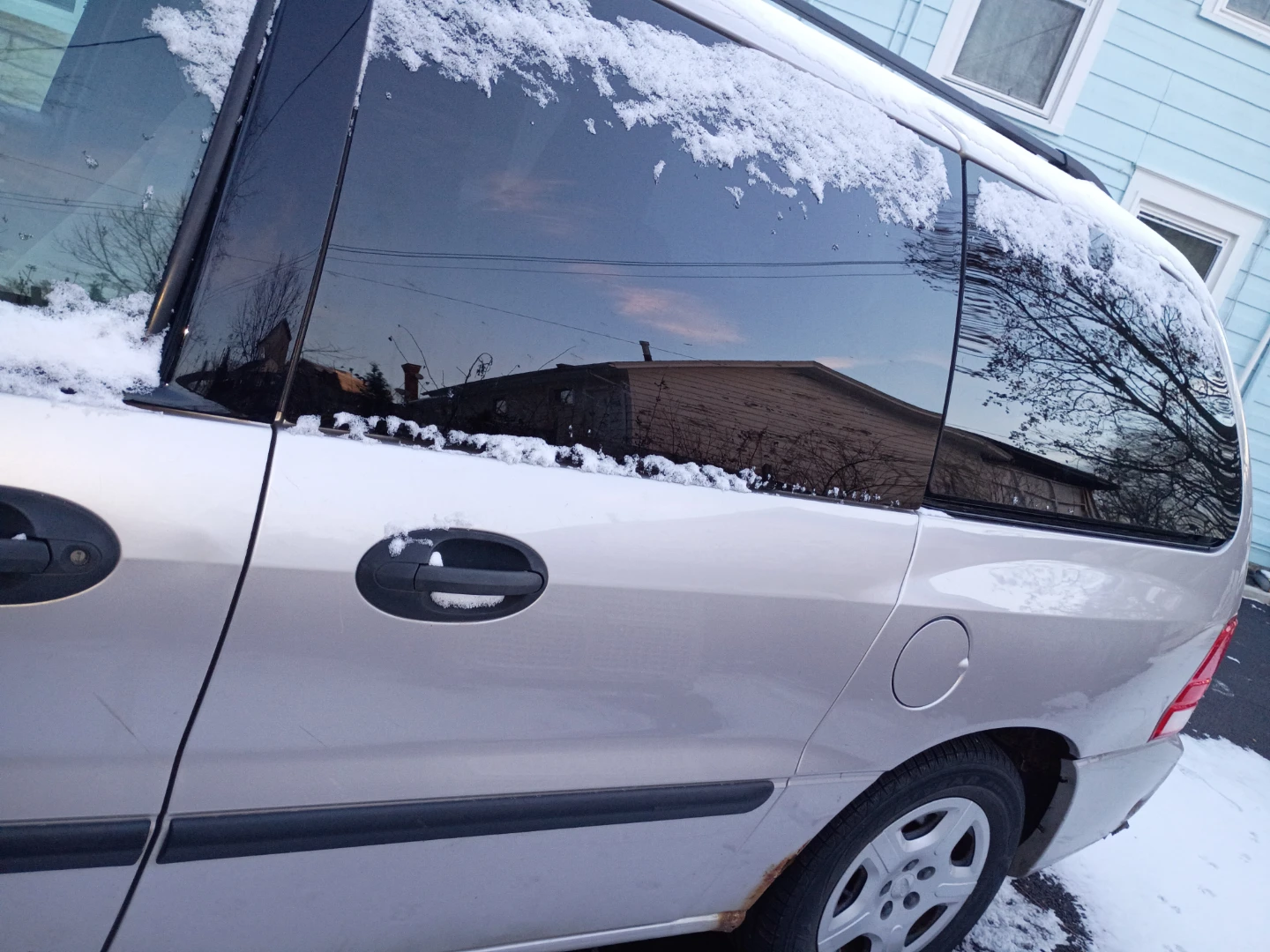 Ford Freestar Minivan - photo 3